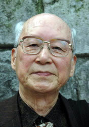 Shuntarō Hida (foto de archivo de mayo de 2006 / © Mainichi Shimbun)