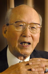 Shuntarō Hida (Takeshi Nishimura / © Mainichi Shimbun)