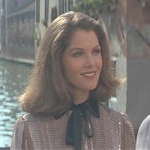 Lois Chiles